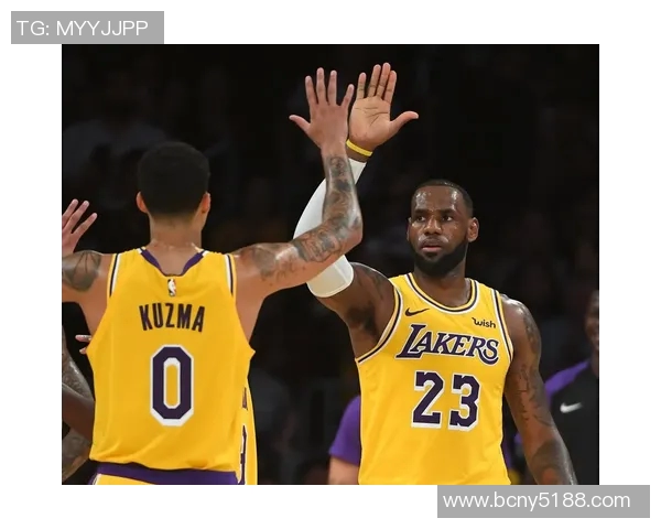 爵士队与马刺队激战8月8日精彩对决回顾与分析