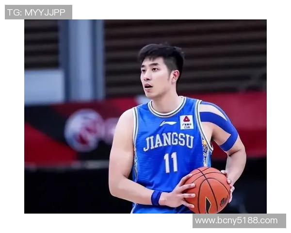 吴冠希：从篮球新星到赛场领袖的成长之路与未来展望