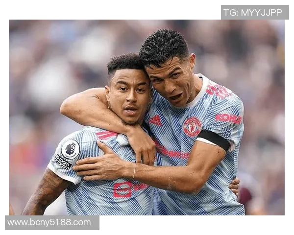 巴黎与曼联精彩对决比分图解尽在此处一览无遗 巴黎与曼联精彩对决比分图解尽在此处一览无遗