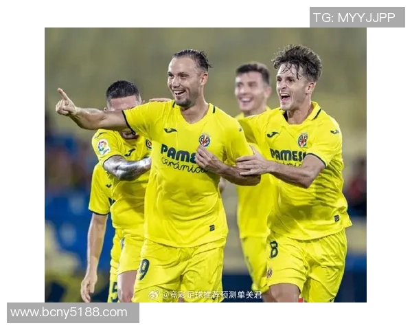 比利亚雷亚尔对阵埃尔切精彩比分揭晓比赛回顾与分析