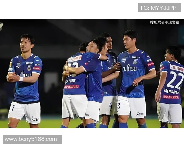 东京绿茵与法政大学的激烈对决展现青春热血与足球梦想的碰撞 东京绿茵与法政大学的激烈对决展现青春热血与足球梦想的碰撞