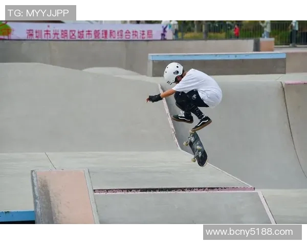 深圳滑板队的阵地战揭秘：探索滑板文化与城市生活的深度融合