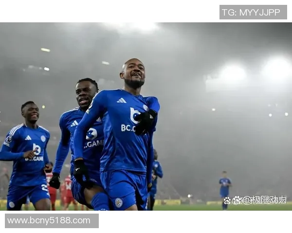 英利物浦与切尔西激战正酣谁能在英超巅峰对决中笑到最后